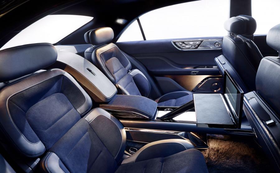 Интерьер Lincoln Continental Concept 2015 года  (фото 12 из 12)